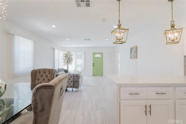 10423 Mcclemont Avenue, Tujunga, California 91042