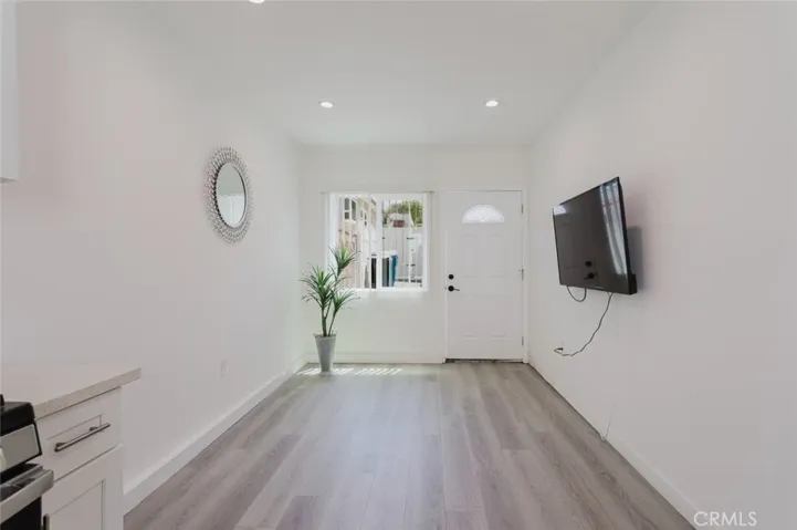 10423 Mcclemont Avenue, Tujunga, California 91042