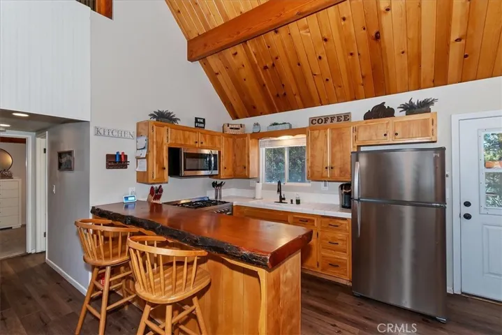 642 Villa Grove, Big Bear, California 92314 — photo 4
