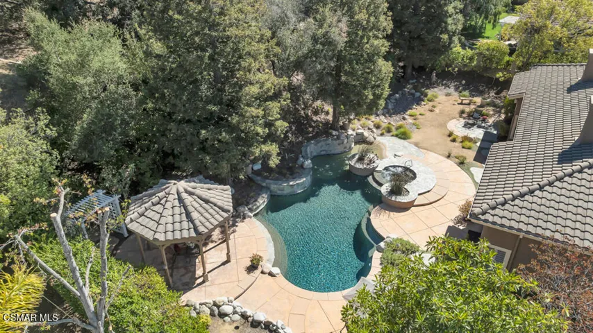 Private Pool & Gazebo