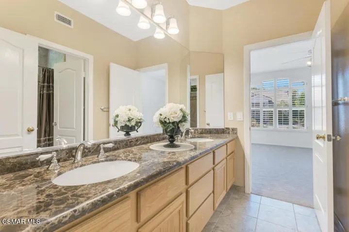 Dual Entry Bathroom