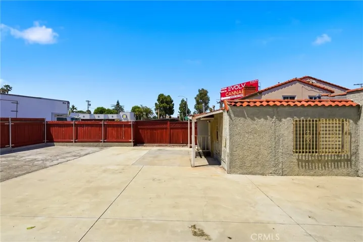 26051 Governor Ave., Harbor City, California 90710
