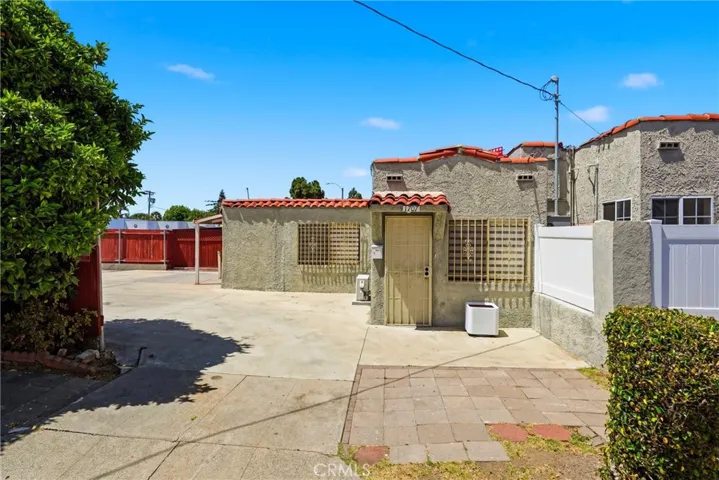 26051 Governor Ave., Harbor City, California 90710