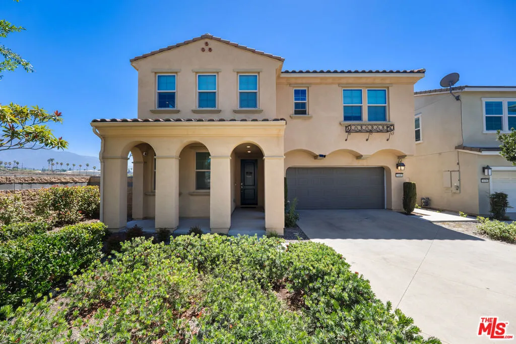1640 Santa Fe Pl