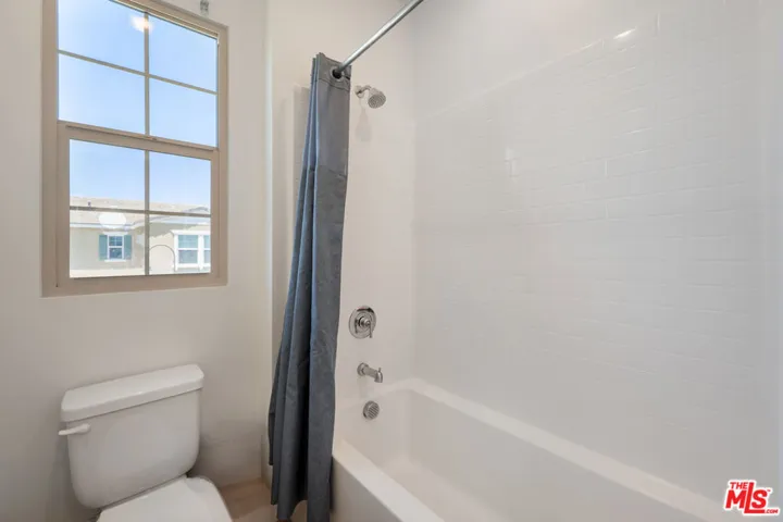 1640 Santa Fe Place, Upland, California 91784