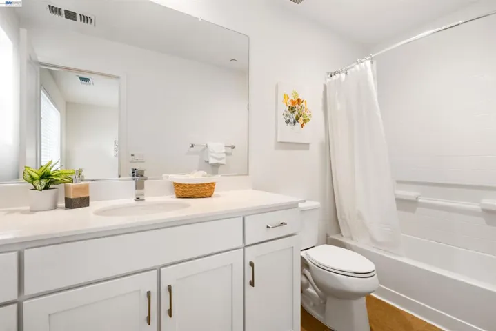 8558 Seawind Way, Newark, California 94560