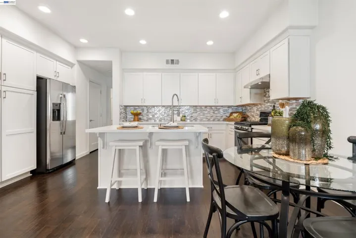 8558 Seawind Way, Newark, California 94560