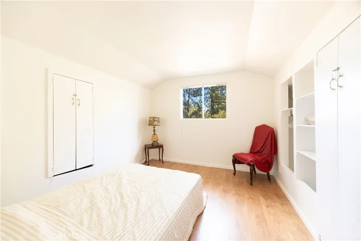 133 Holmes Lane, Sugarloaf, California 92386