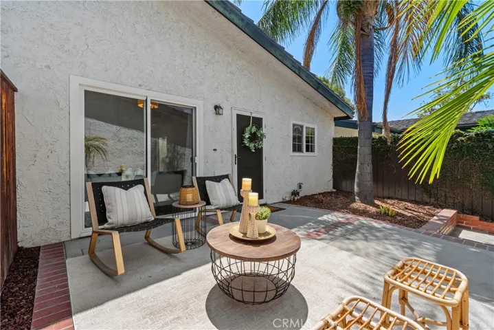 1048 Royal Oaks H, Monrovia, California 91016