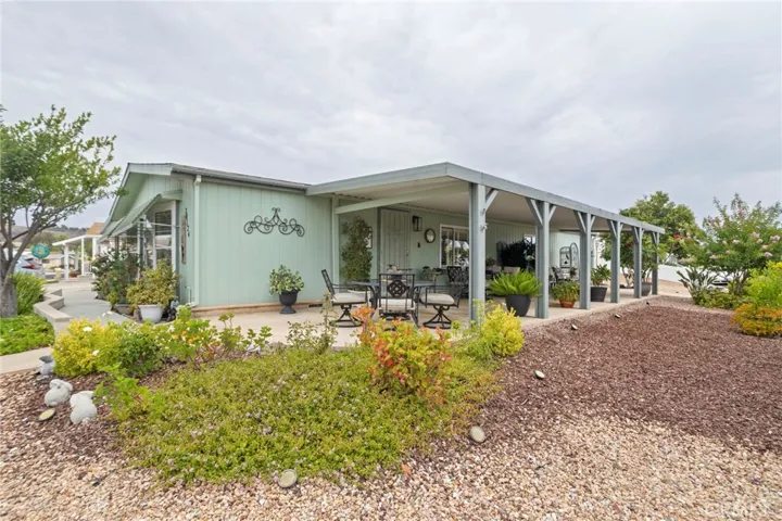 38124 Calle Amigable, Murrieta, California 92563