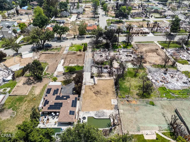 1137 E Mariposa St 007-mls