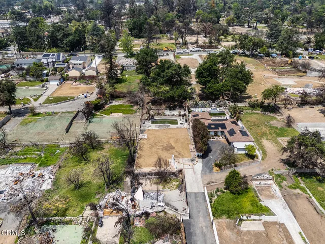 1137 E Mariposa St 003-mls