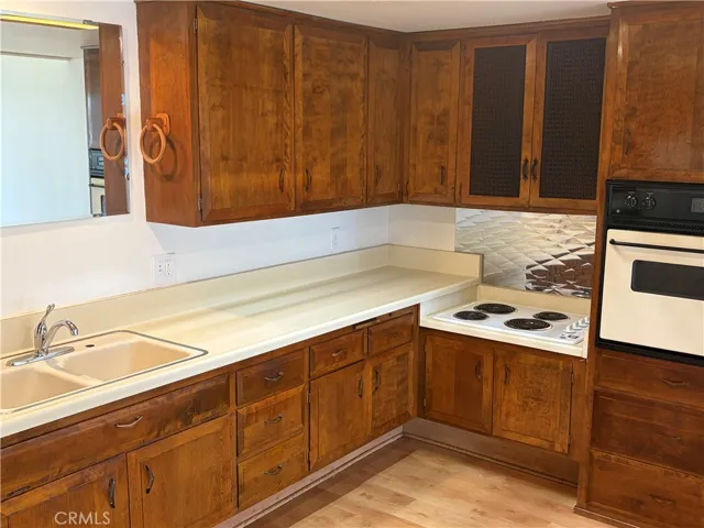 13920 Thunderbird Drive 7-i, Seal Beach, California 90740