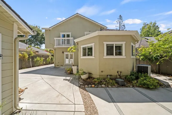 627 16th Avenue, Menlo Park, California 94025