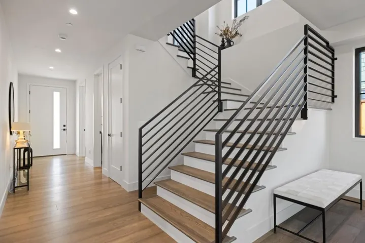 535 Creeksdie Court, Half Moon Bay, California 94019