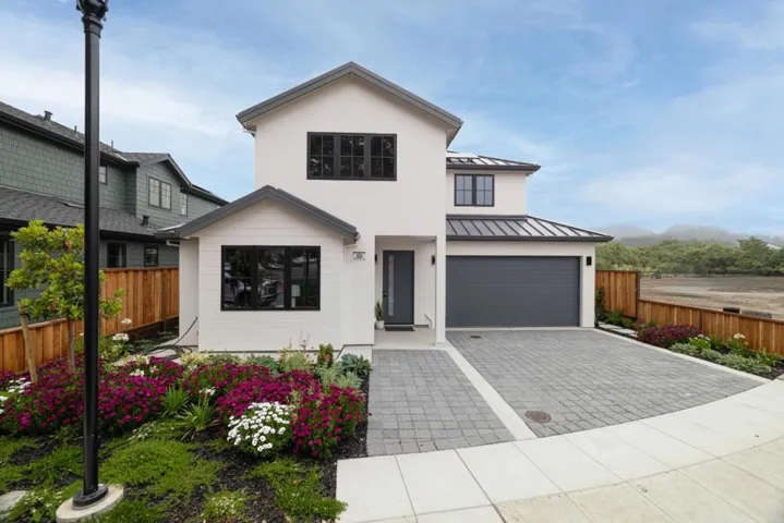 535 Creeksdie Court, Half Moon Bay, California 94019
