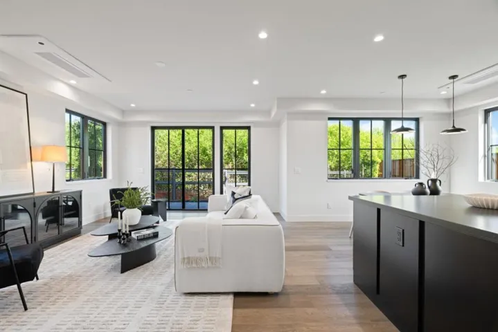 535 Creeksdie Court, Half Moon Bay, California 94019