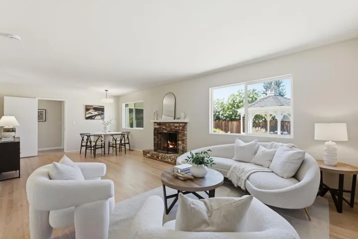 315 W Portola Avenue, Los Altos, California 94022