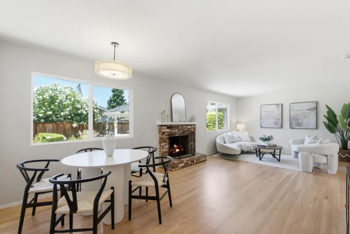 315 W Portola Avenue, Los Altos, California 94022