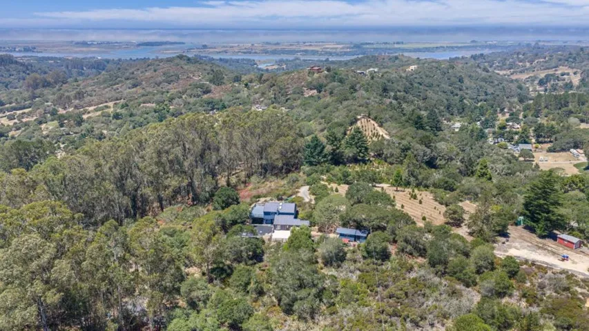 620 Hidden Valley Road, Royal Oaks, California 95076
