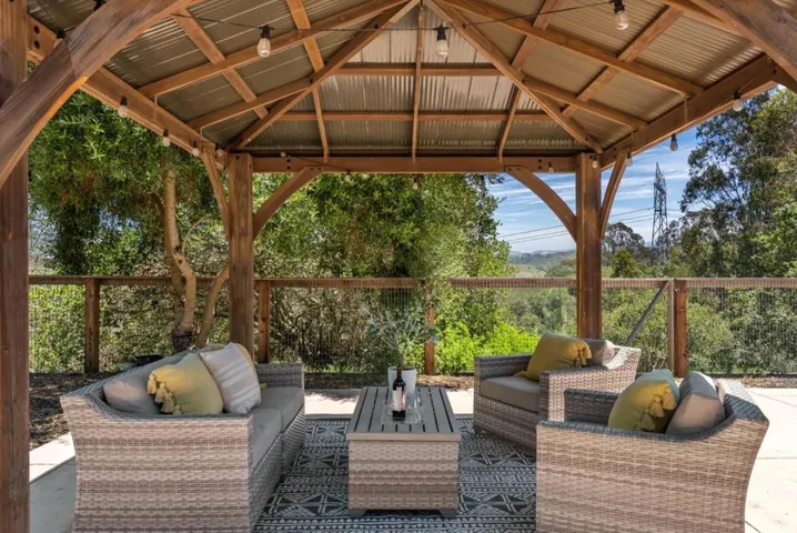 620 Hidden Valley Road, Royal Oaks, California 95076
