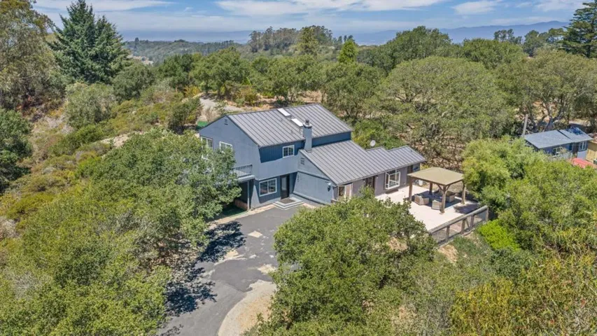 620 Hidden Valley Road, Royal Oaks, California 95076