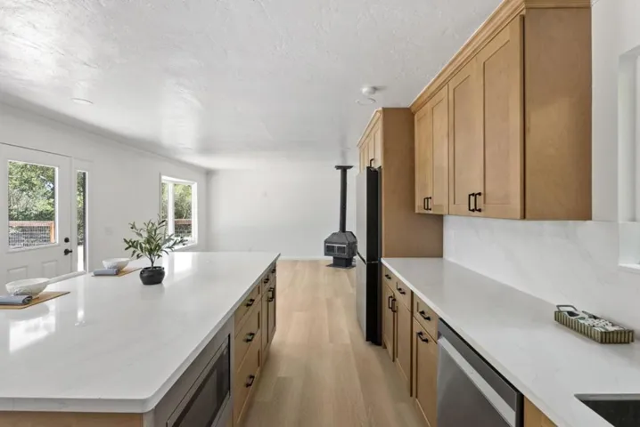 620 Hidden Valley Road, Royal Oaks, California 95076