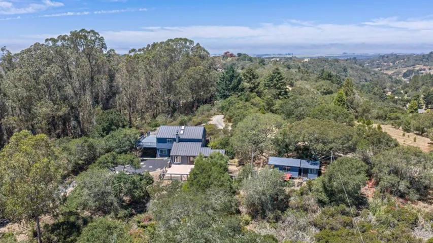 620 Hidden Valley Road, Royal Oaks, California 95076