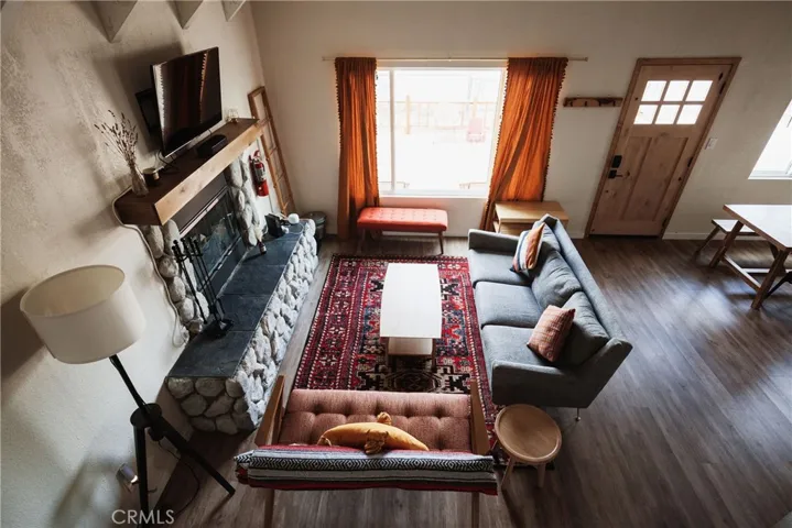 42585 Falcon, Big Bear Lake, California 92315