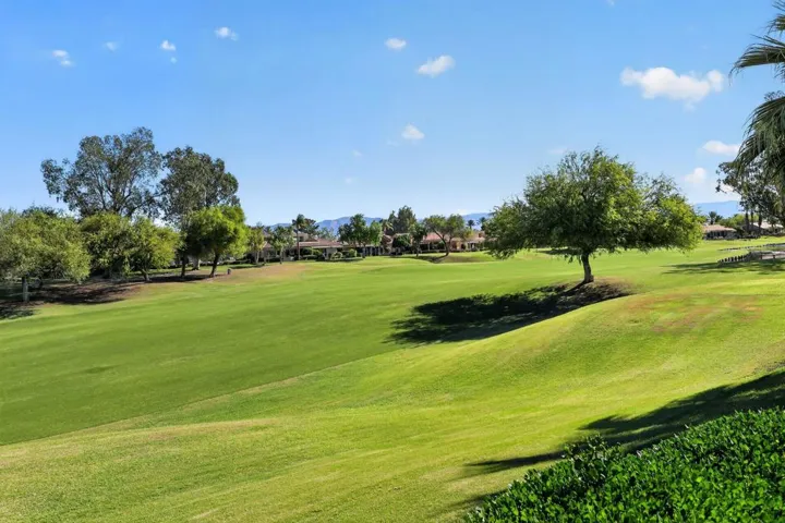 01_30_Hilton_Head_Dr_Rancho_Mirage_CA_92