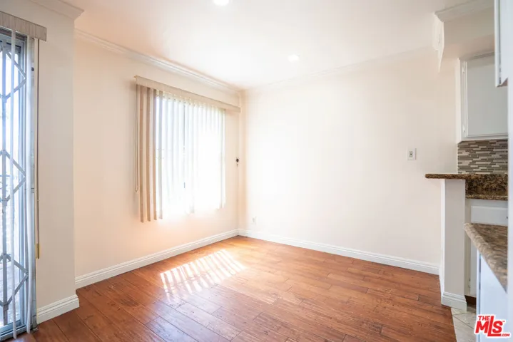 433 S Manhattan Place 108, Los Angeles, California 90020