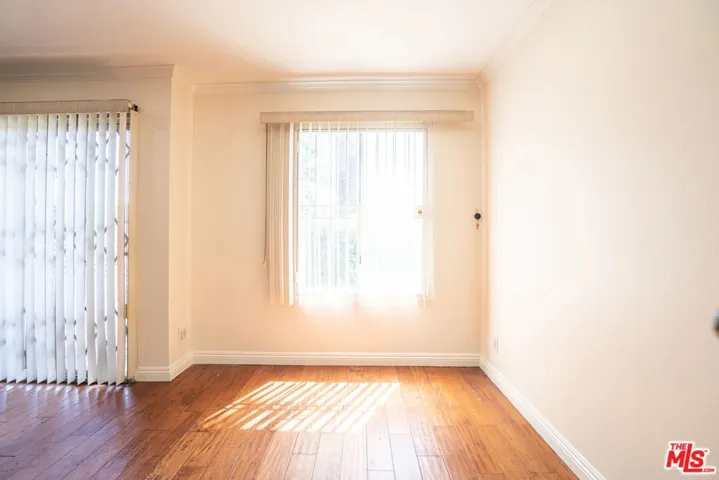 433 S Manhattan Place 108, Los Angeles, California 90020