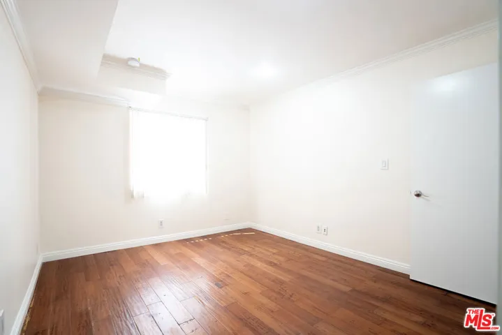 433 S Manhattan Place 108, Los Angeles, California 90020