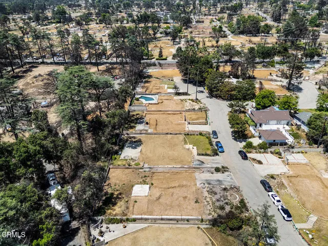 2715 Scripps Pl 011-mls