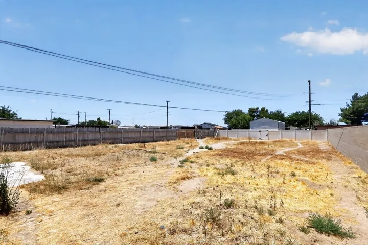 2869 Laurel Street, Rosamond, California 93560