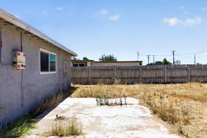 2869 Laurel Street, Rosamond, California 93560