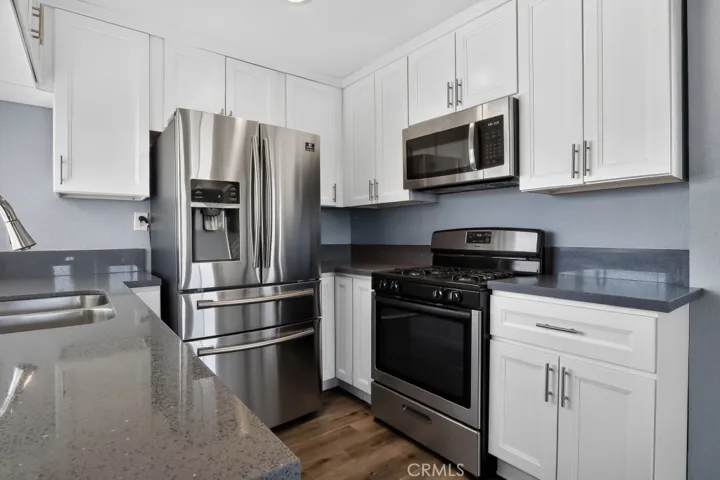 2869 Laurel Street, Rosamond, California 93560