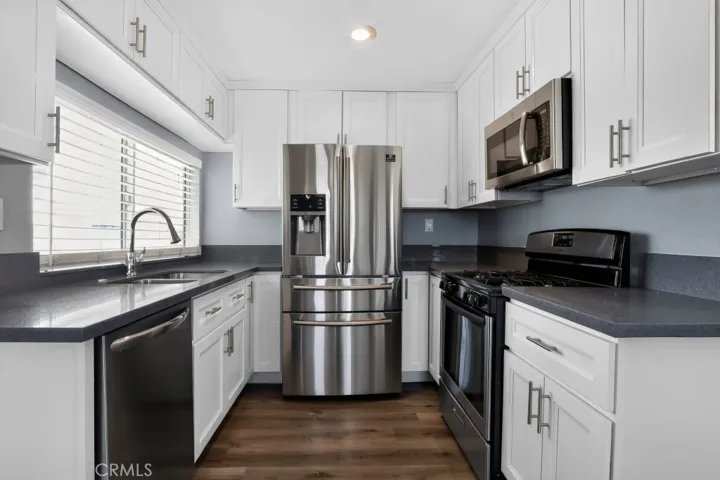 2869 Laurel Street, Rosamond, California 93560