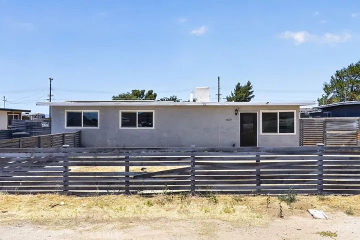 2869 Laurel Street, Rosamond, California 93560