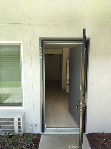 2890 E Artesia 22, Long Beach, California 90805