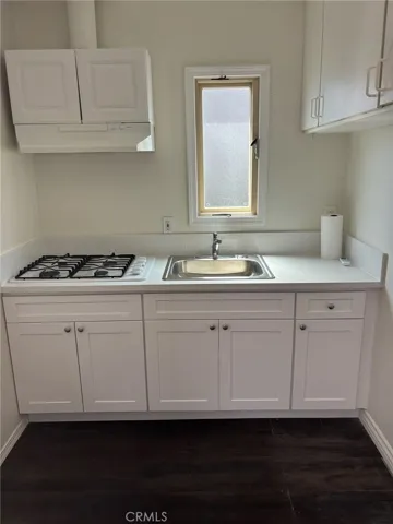 439 1/2 W Walnut, Monrovia, California 91016