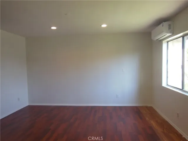 439 1/2 W Walnut, Monrovia, California 91016