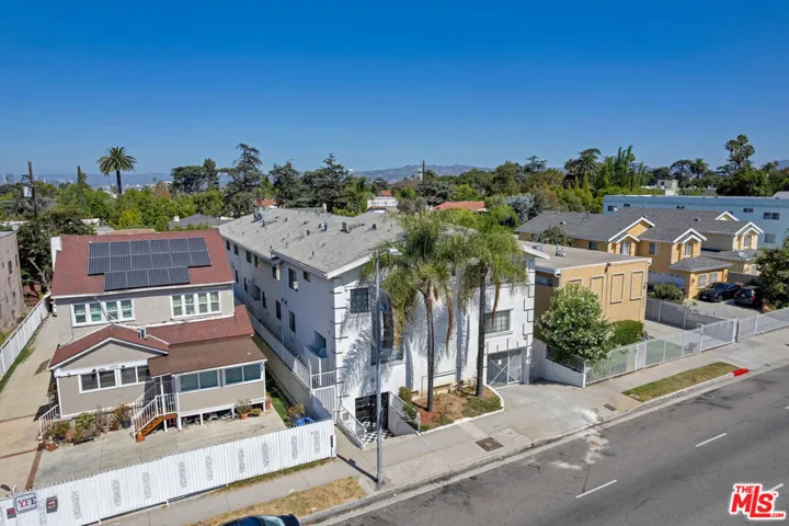 2129 Crenshaw Boulevard, Los Angeles, California 90016