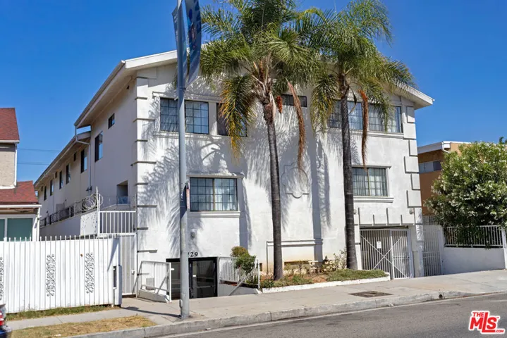 2129 Crenshaw Boulevard, Los Angeles, California 90016