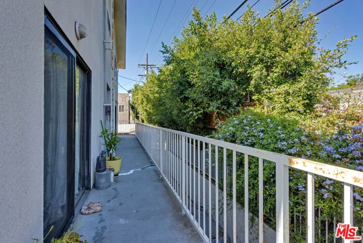 2129 Crenshaw Boulevard, Los Angeles, California 90016