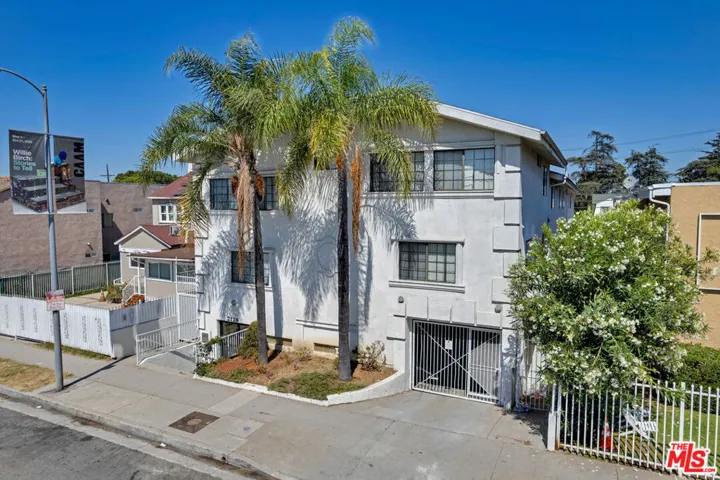 2129 Crenshaw Boulevard, Los Angeles, California 90016