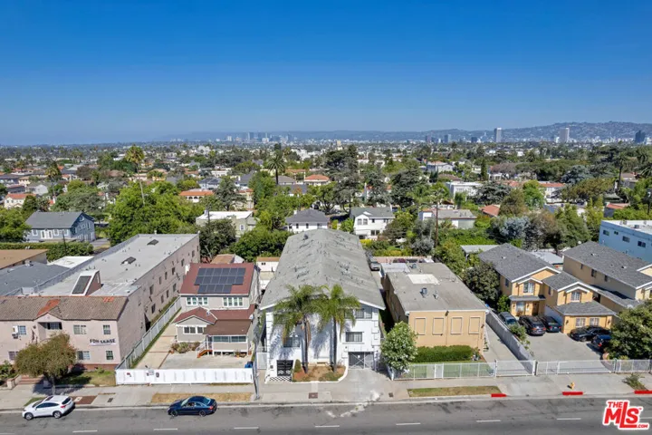 2129 Crenshaw Boulevard, Los Angeles, California 90016