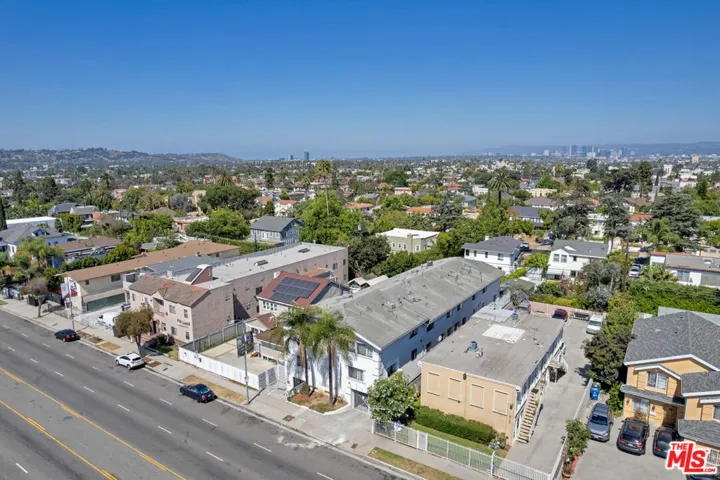 2129 Crenshaw Boulevard, Los Angeles, California 90016
