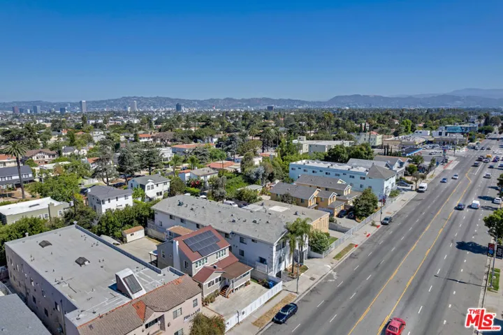 2129 Crenshaw Boulevard, Los Angeles, California 90016