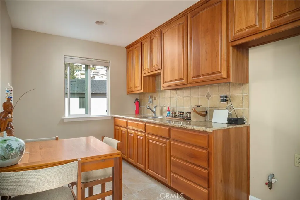 Guess Suite Kitchen